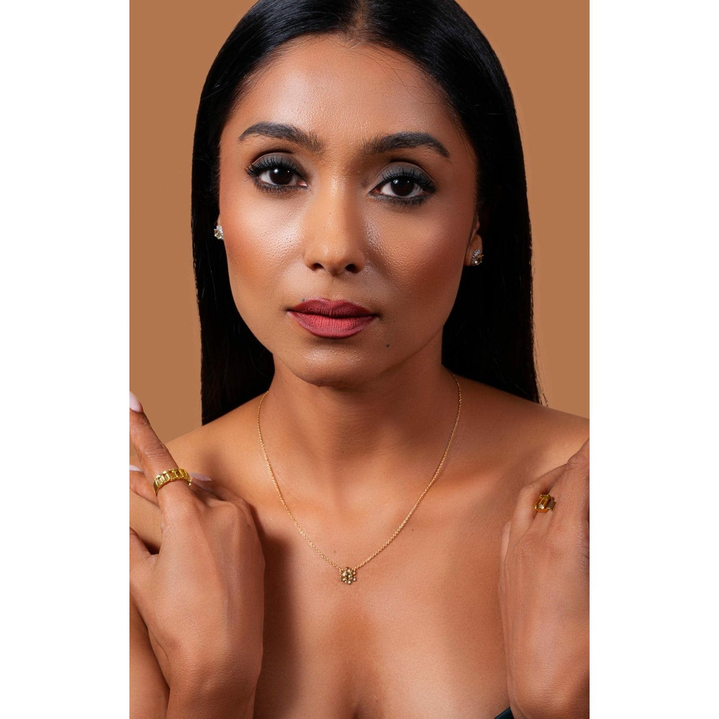 Fervor Montreal Precious Flower Rose Cut Peridot Necklace